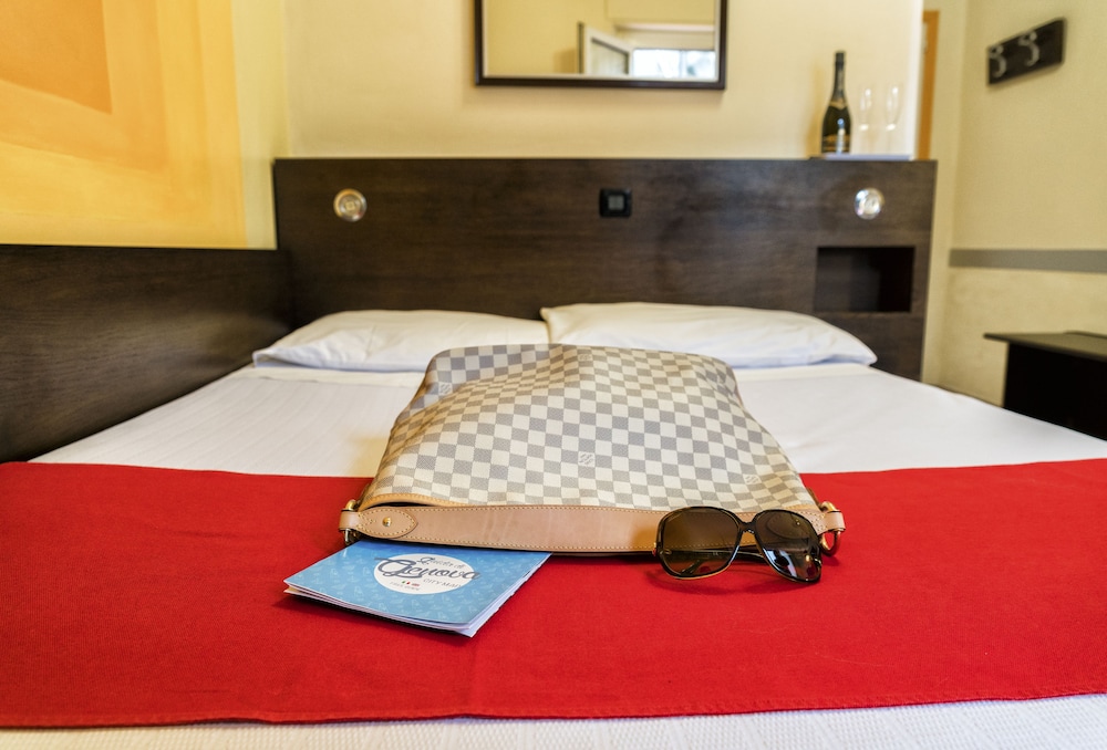 Cairoli Hotel 14/79