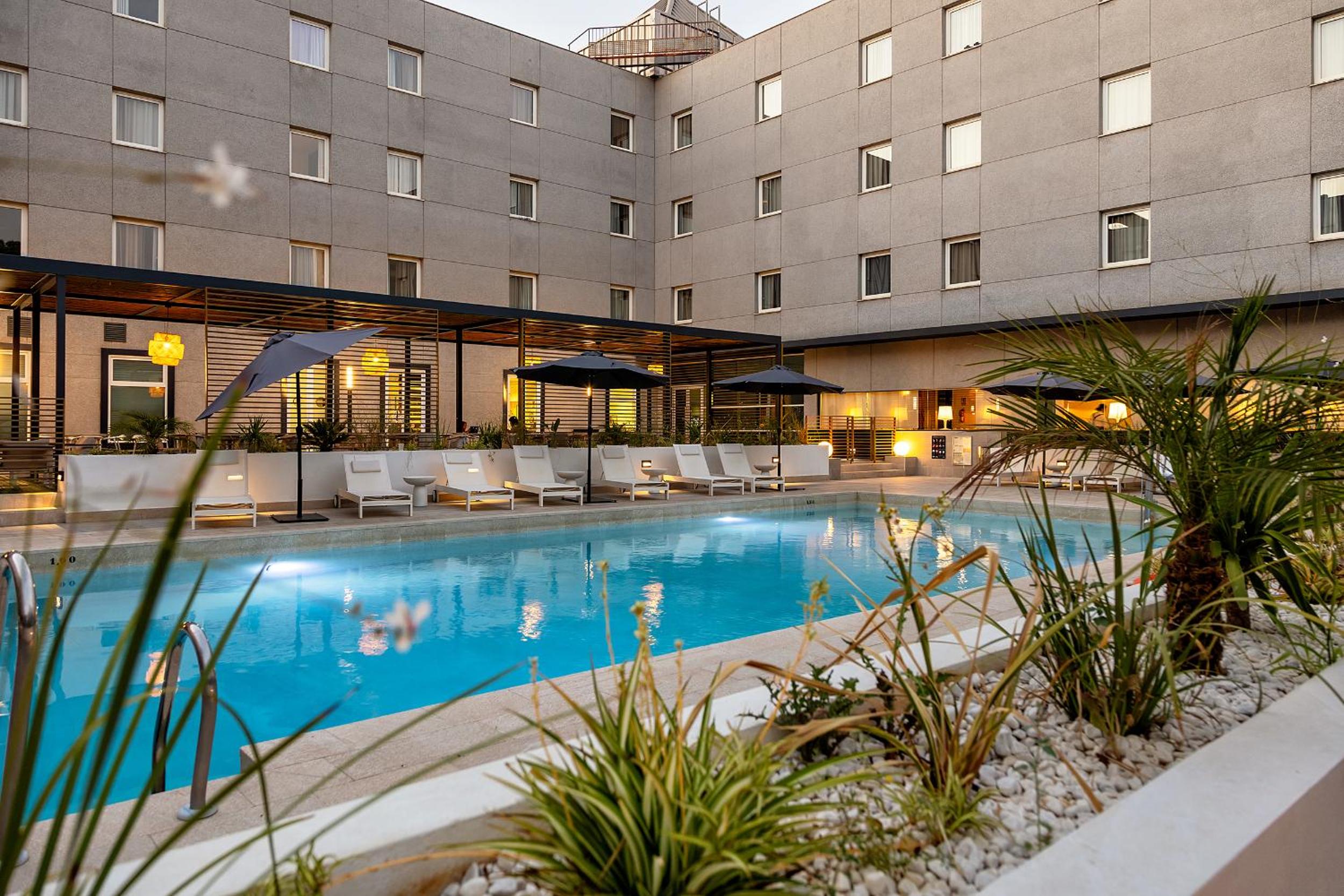 Hotel Vertice Aljarafe in BORMUJOS