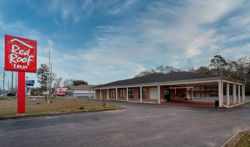 Red Roof Inn Bay Minette 8/10