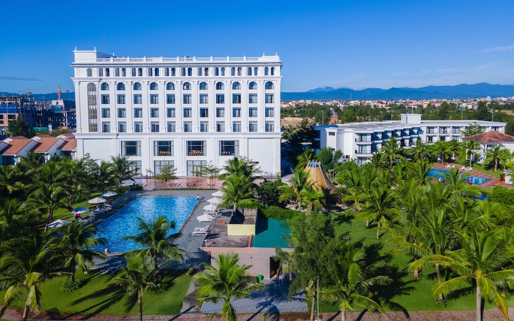 Celina Peninsula Resort 2/43