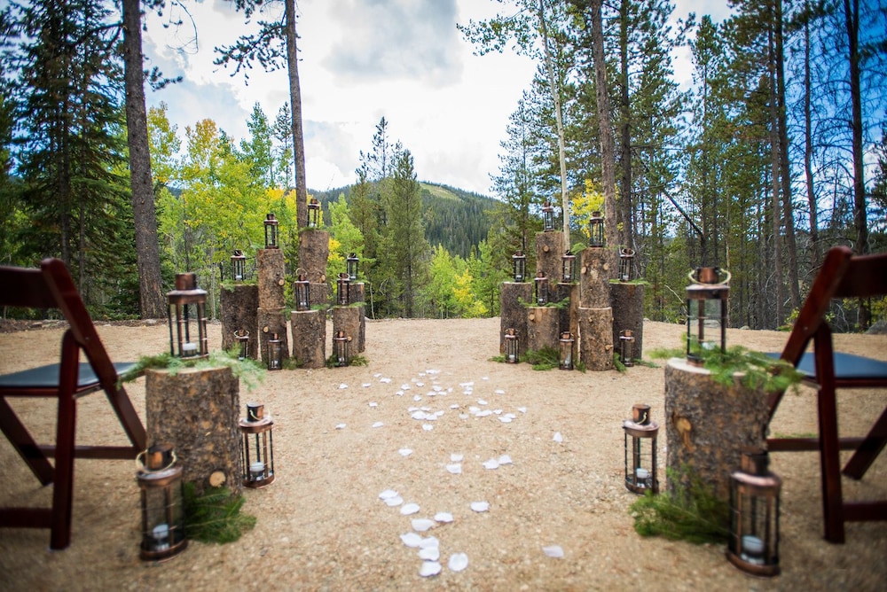 Winter Park Mountain Lodge 35/37