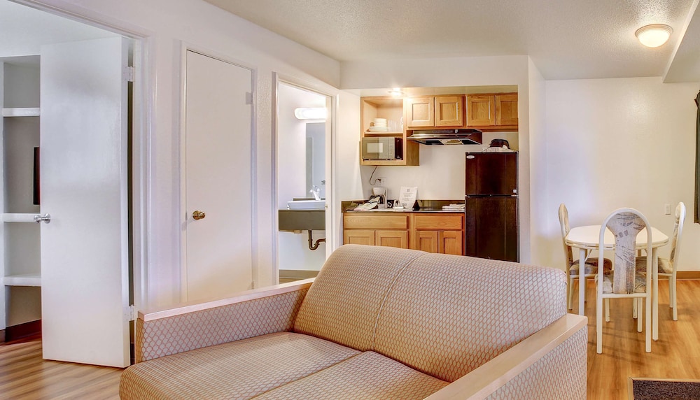 Motel6 Coos Bay, OR 31/42