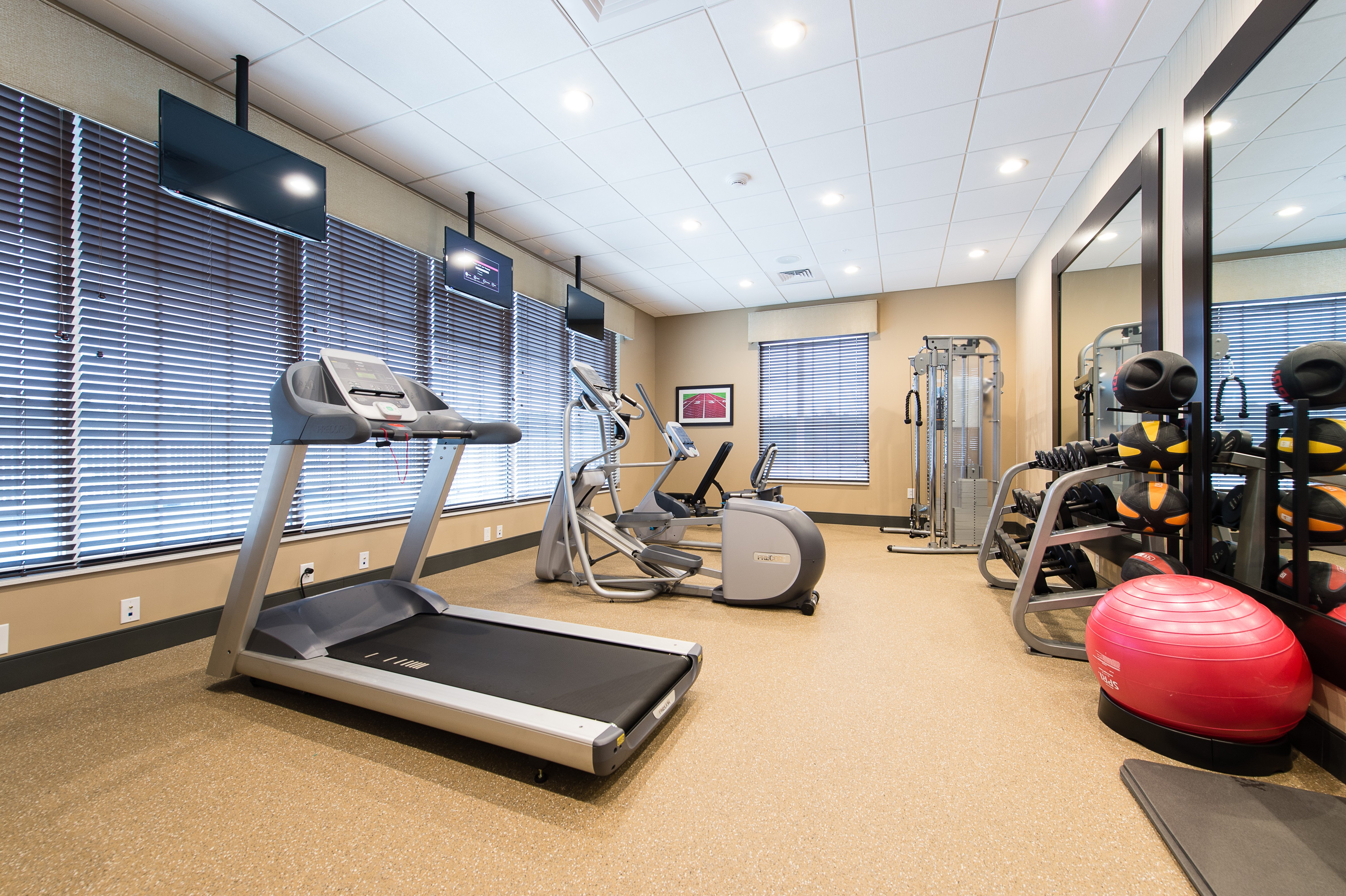 Holiday Inn Express And Suites Aiken 27/50