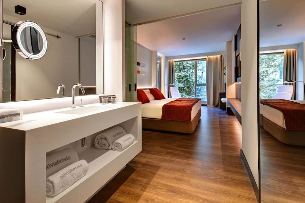OLIVIA BALMES HOTEL 23/67