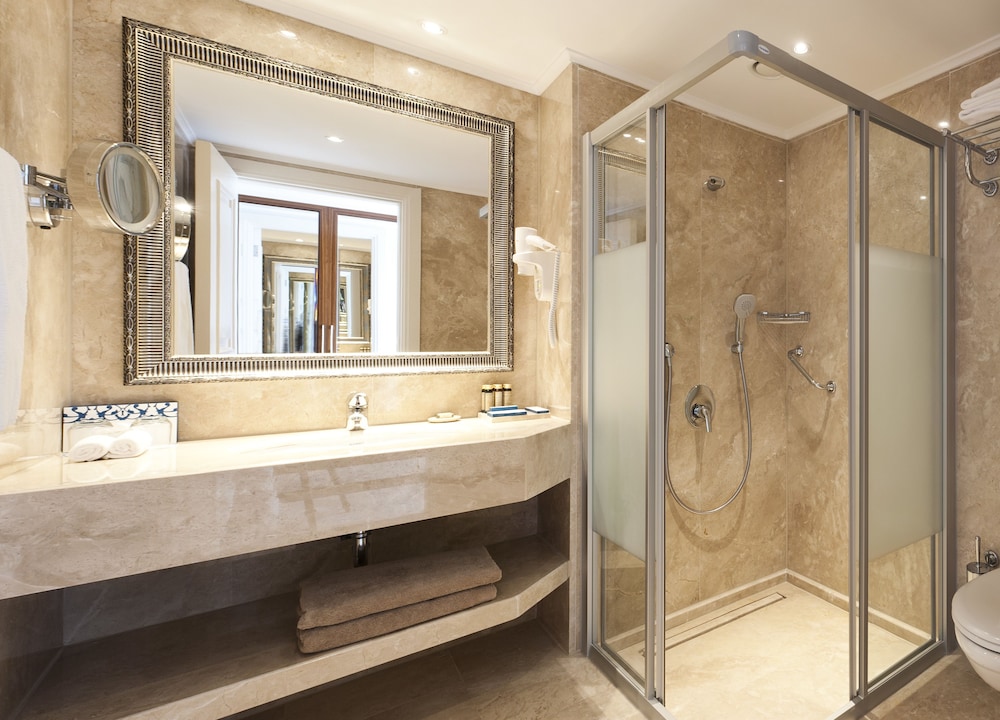 Ali Bey Park Hotel 42/43
