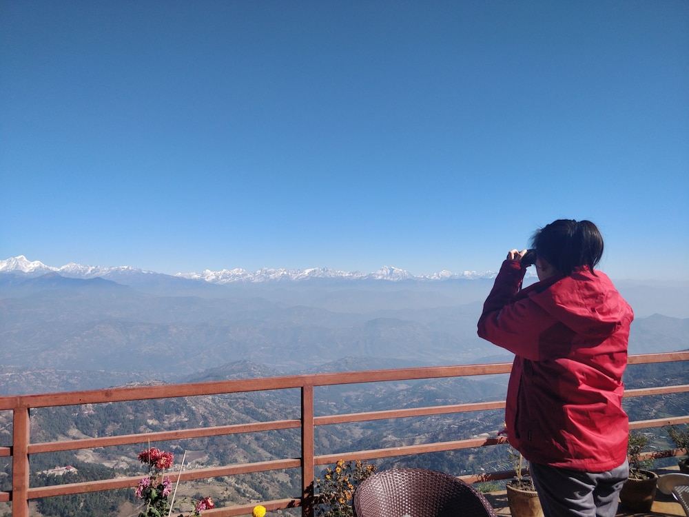 Everest Manla Resort 25/50