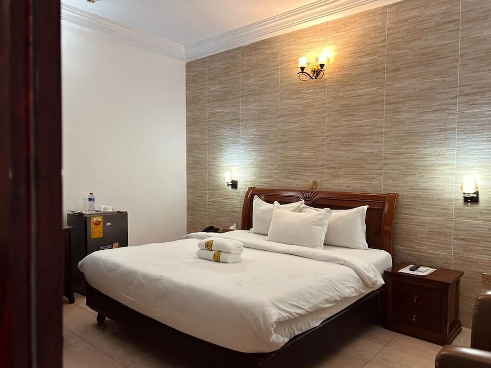 MJ Grand Hotel 22/49
