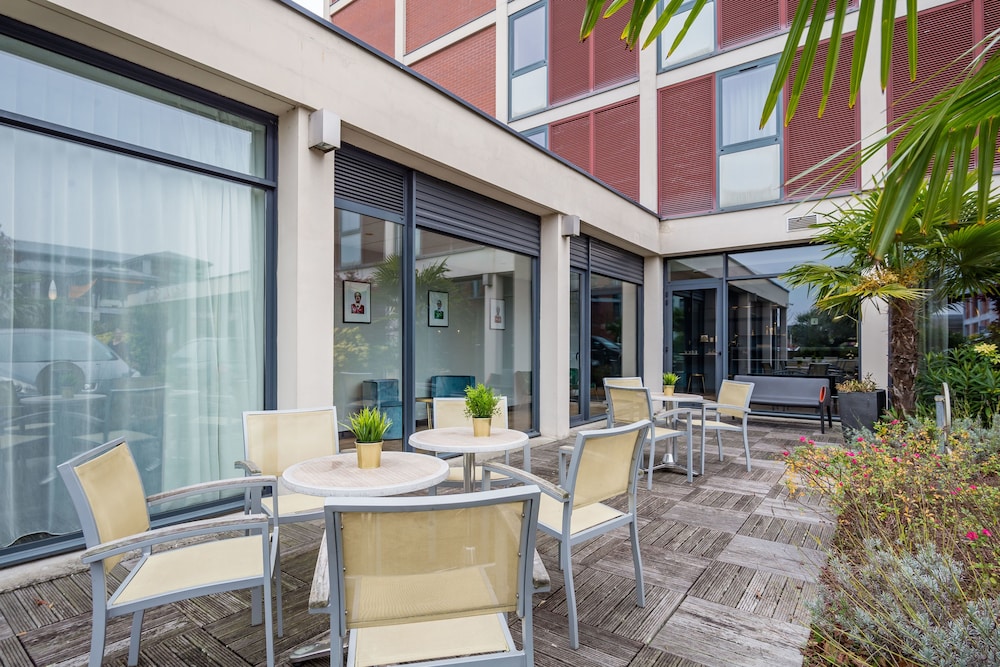 Brit Hotel Du Stade 4/46