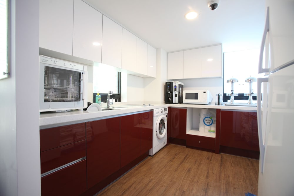 Myeongdong Mom House 9/46