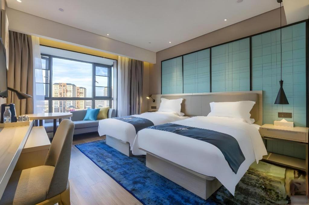Echarm Hotel (Kunming Railway Station Huancheng South Road Metro Station) 20/50