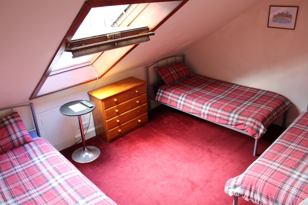 غرفة ثلاثية بسرير مزدوج وسرير فردي، Argyle Backpackers 4/6