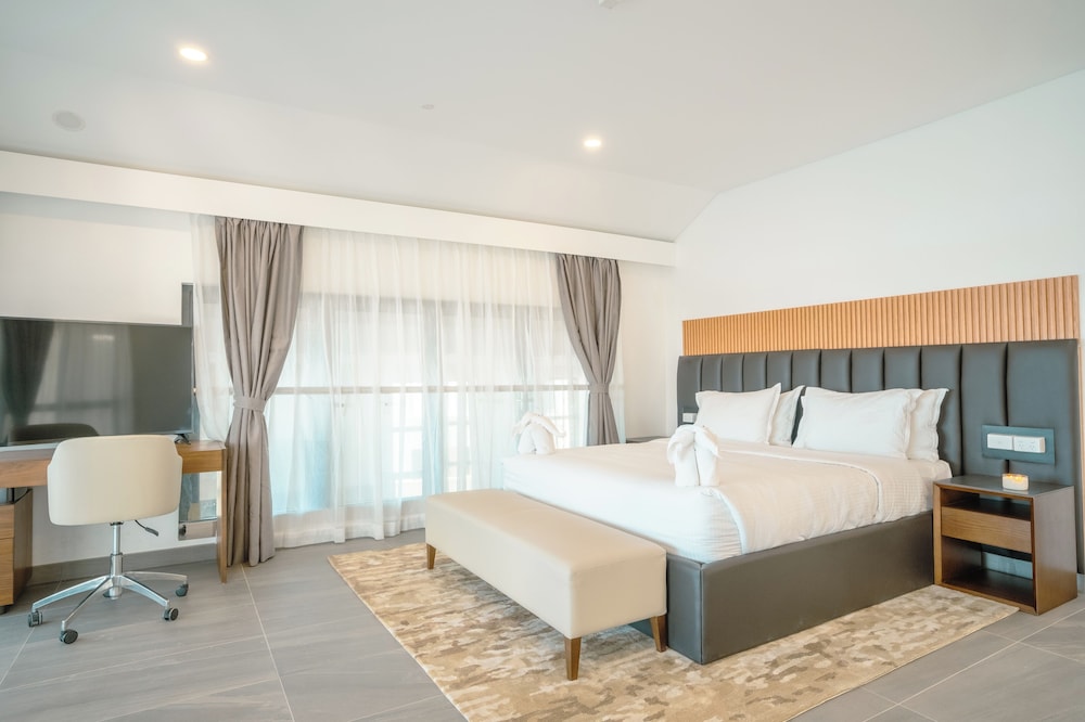 Trilogy Villas 43/86