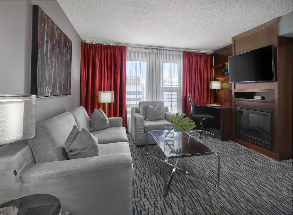Matrix Hotel 42/66