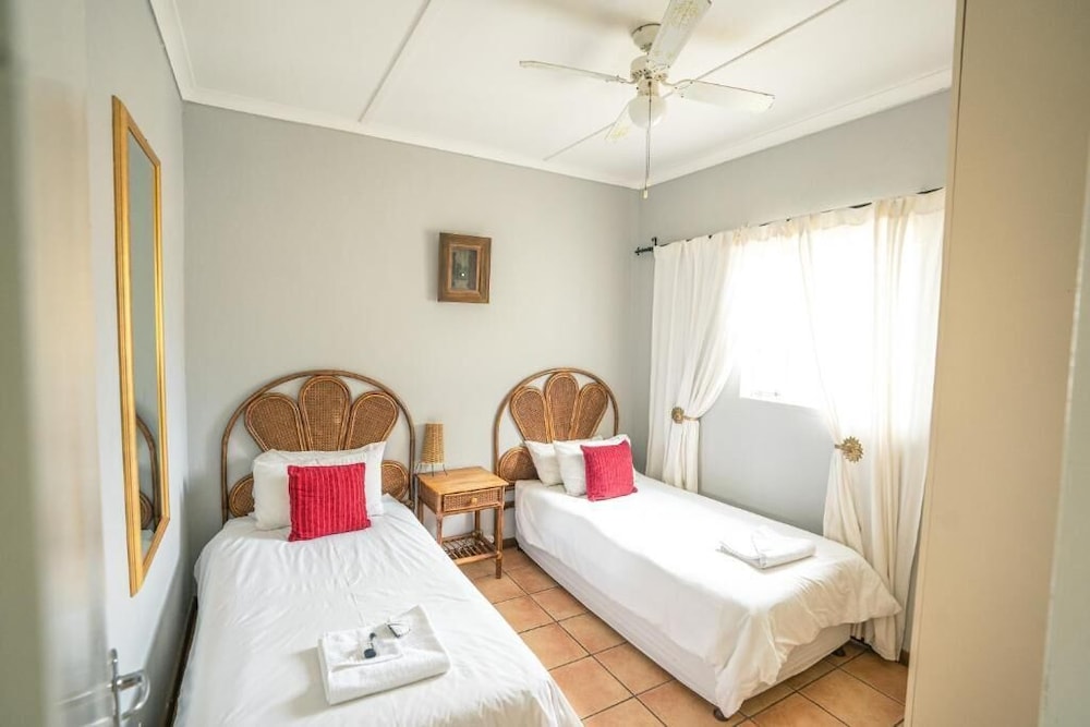 Olive Grove Guest Farm 6/50