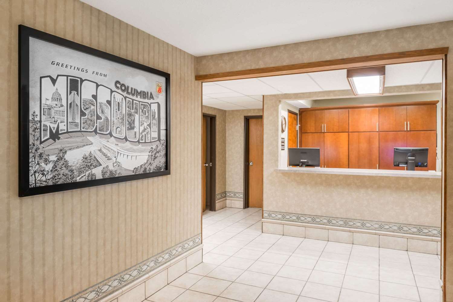 Super 8 by Wyndham Columbia Clark Lane 2/16