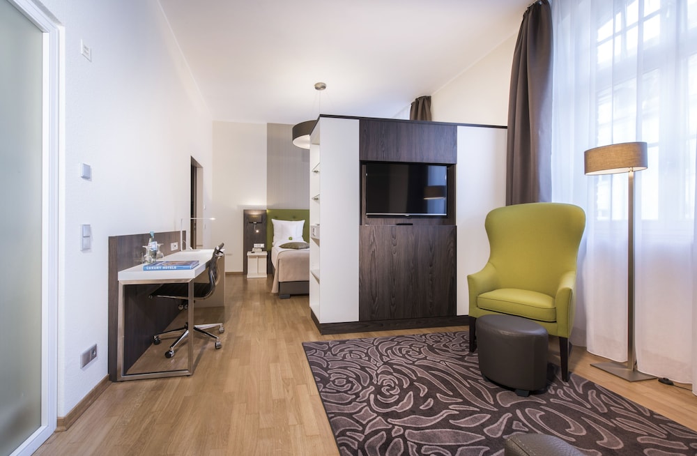 Hotel Collegium Leoninum 41/43