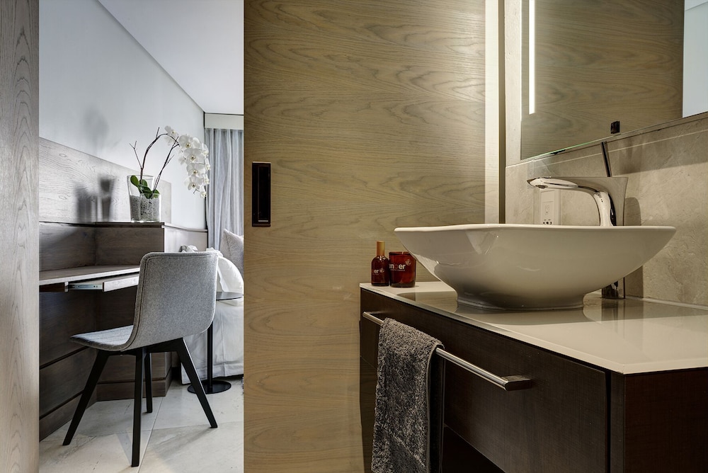 Cb-One 24/30