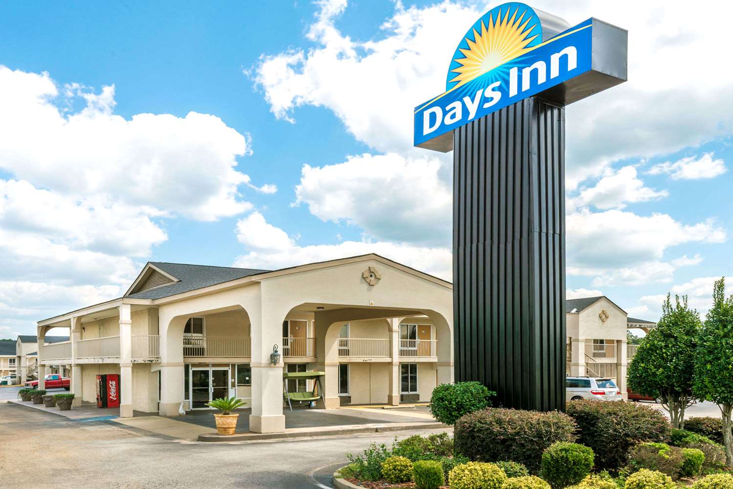 Days Inn by Wyndham Shorter 2/24