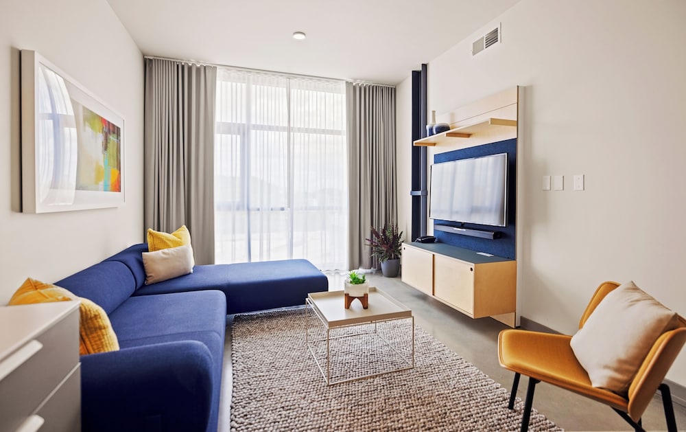 BentoLiving Chestnut Hill 53/77