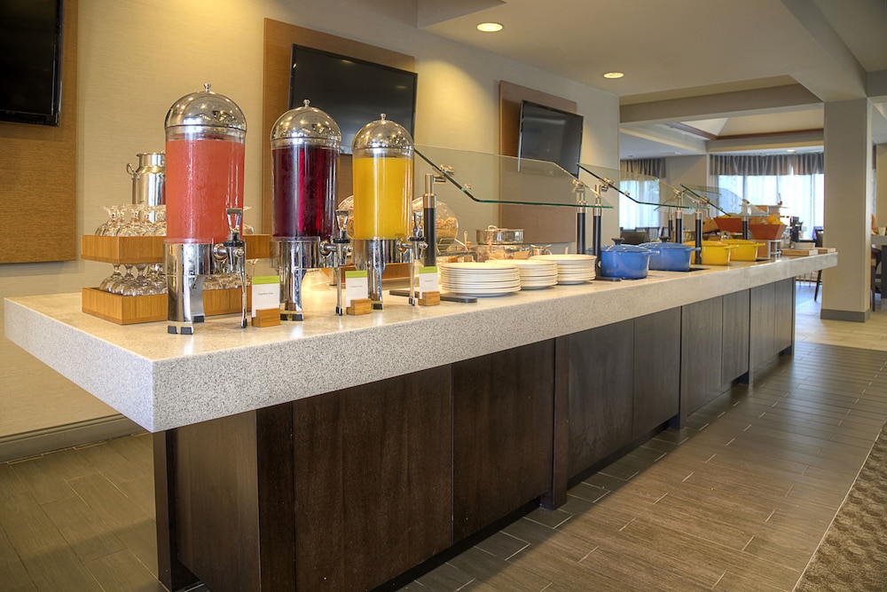Doubletree By Hilton Detroit Novi 55/74
