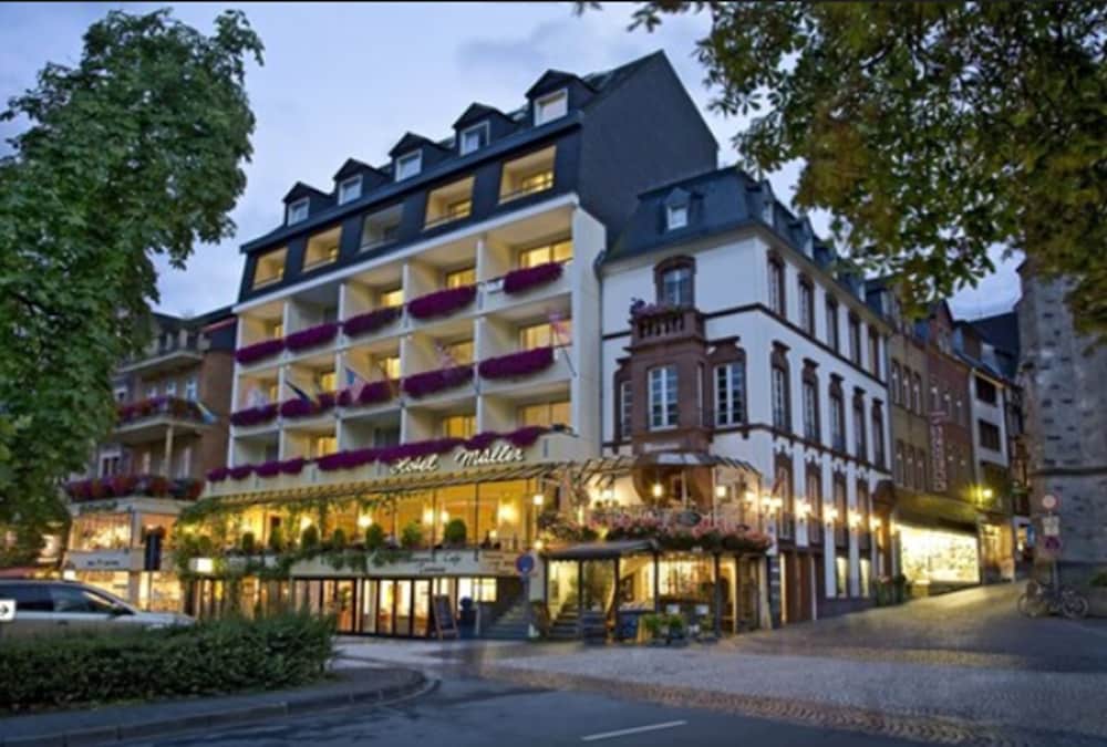 Hotel Karl Muller 1/35