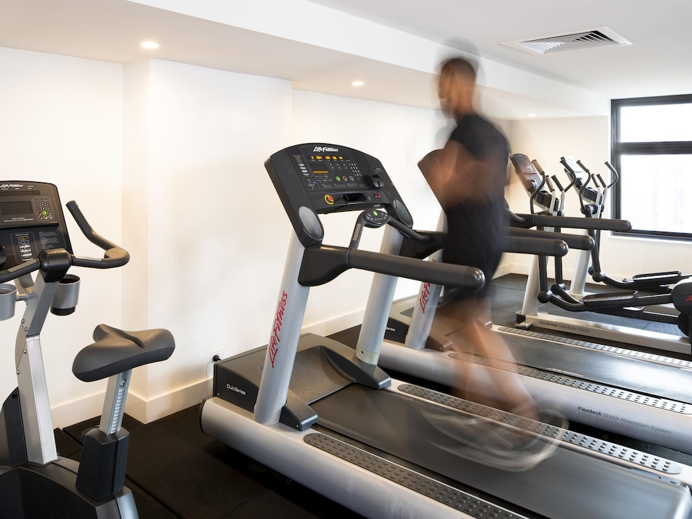 Novotel Sydney International Airport 43/72