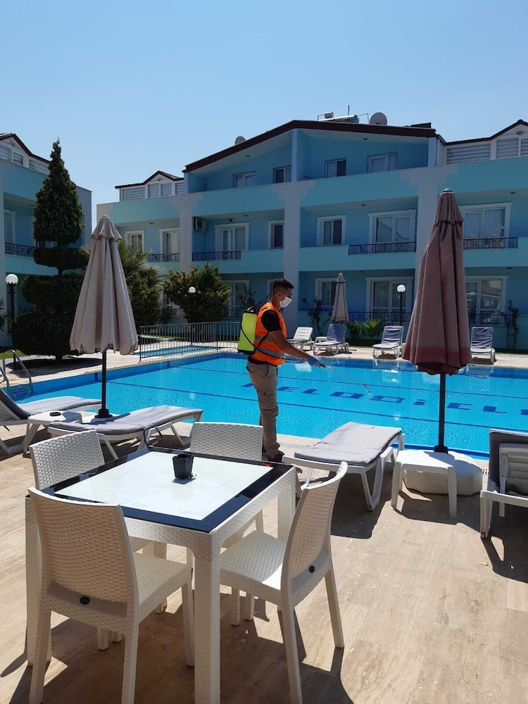 Melodi Club Hotel 35/45