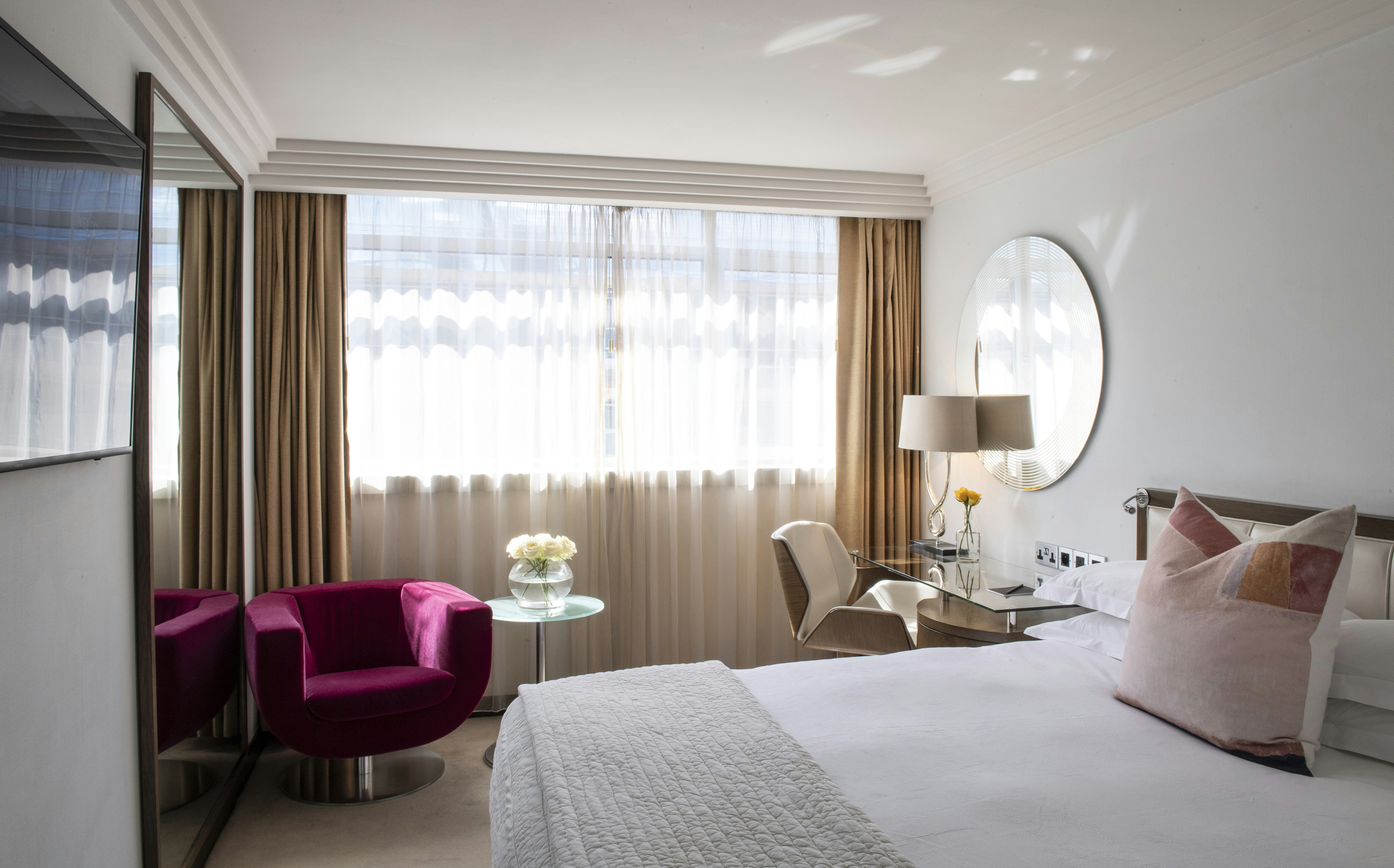 CLASSIC, QUEEN BED