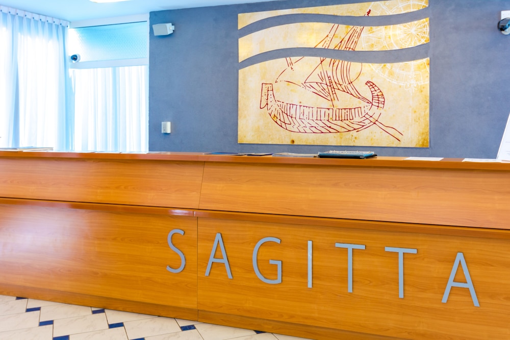 Holiday Village Sagitta 8/62