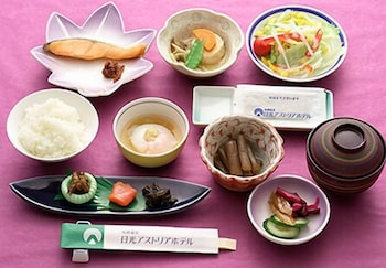 Nikko Astraea Hotel 12/70