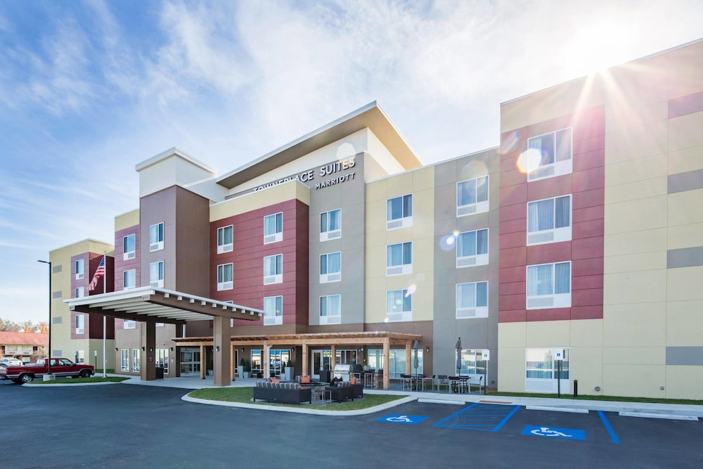 Towneplace Suites Cleveland 1/34