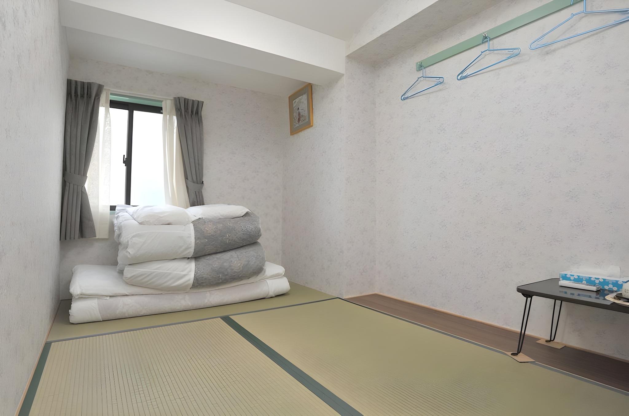 JAPANESE, TRADITIONAL, FUTON BED, SHARED BATHROOM