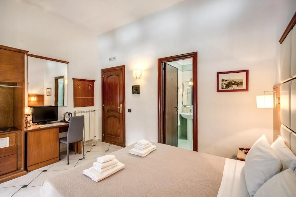 Garibaldi Suite 30/71