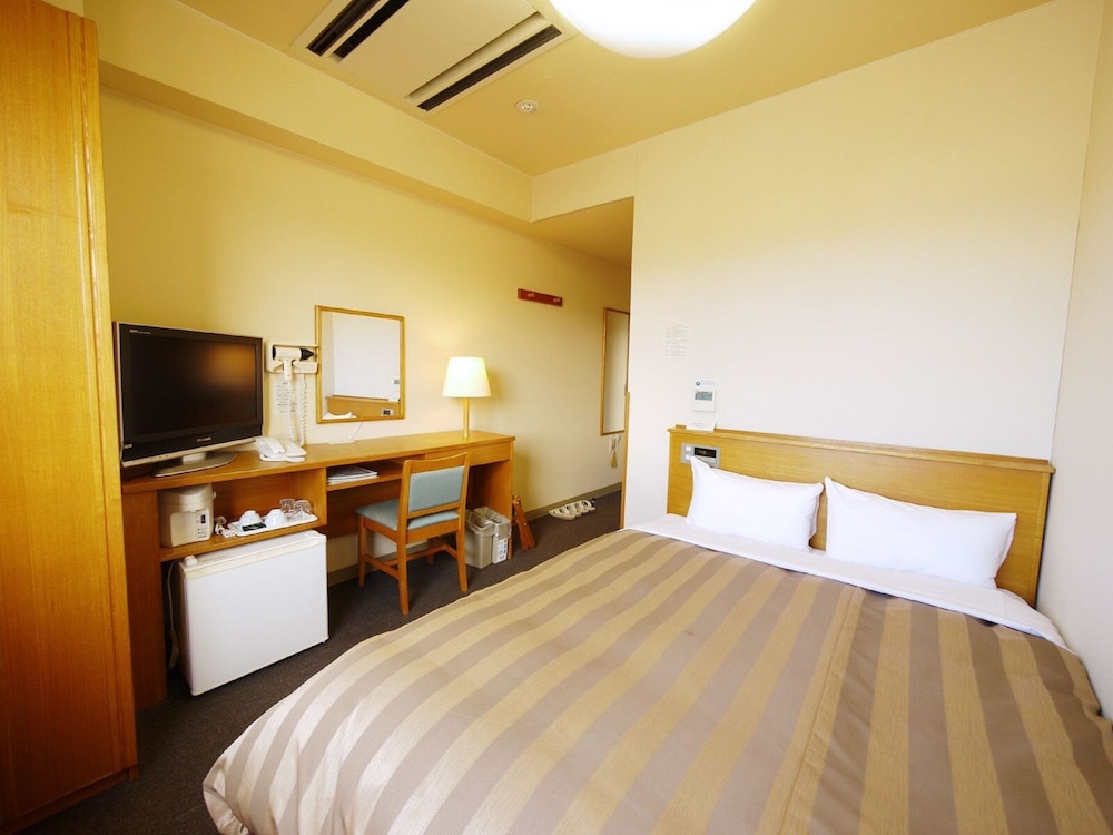 HOTEL ROUTE-INN new Gotemba interchange Route 246 8/38