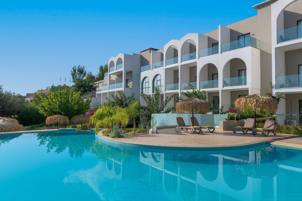 Lindos Breeze Beach Hotel 7/64