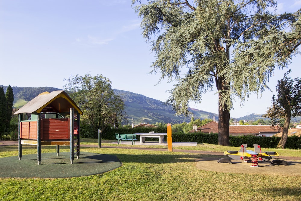 Residence Pierre & Vacances Le Parc D arradoy 31/50