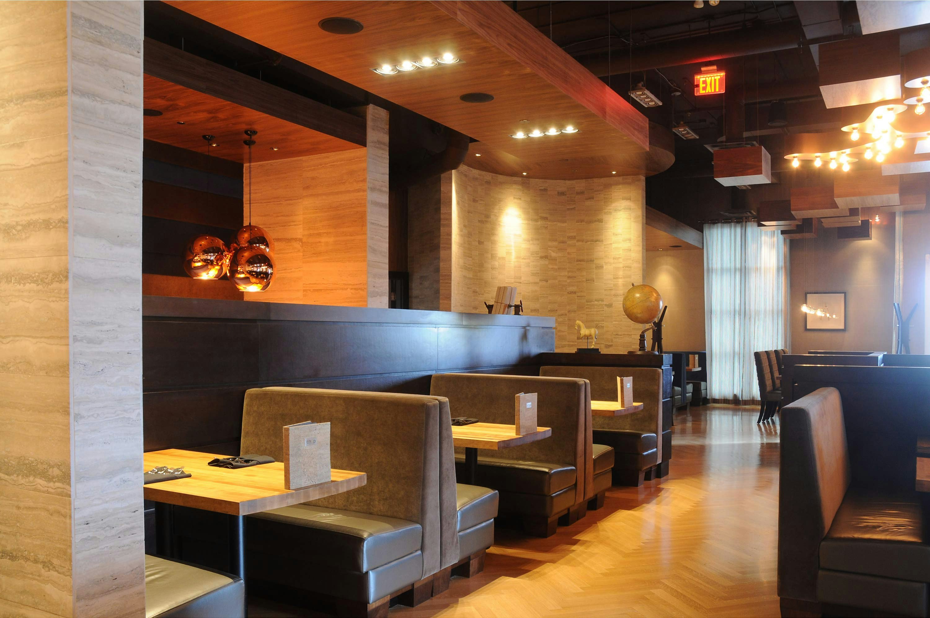 Sandman Hotel Oakville 9/33