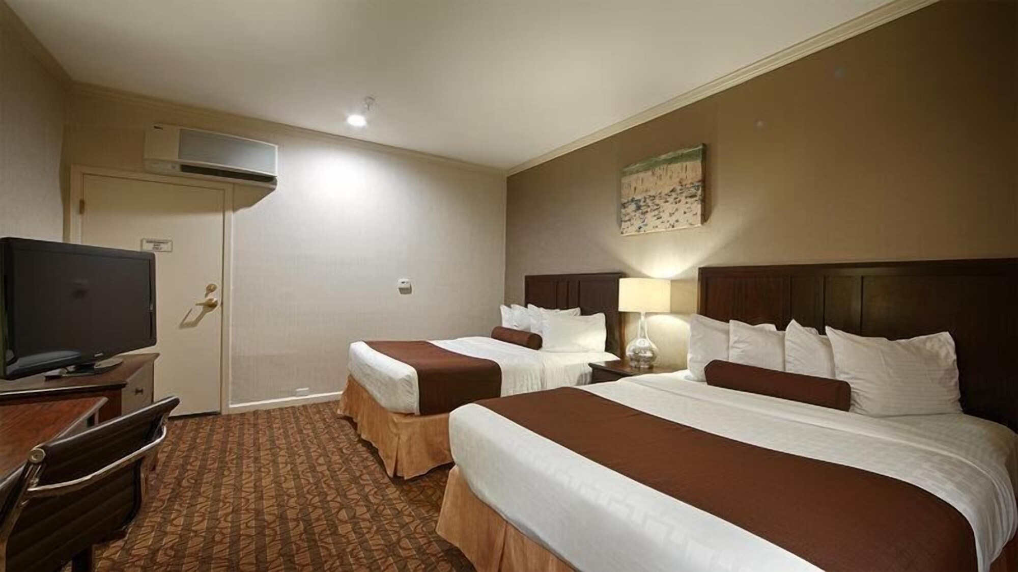 Standard, 2 Queen Beds