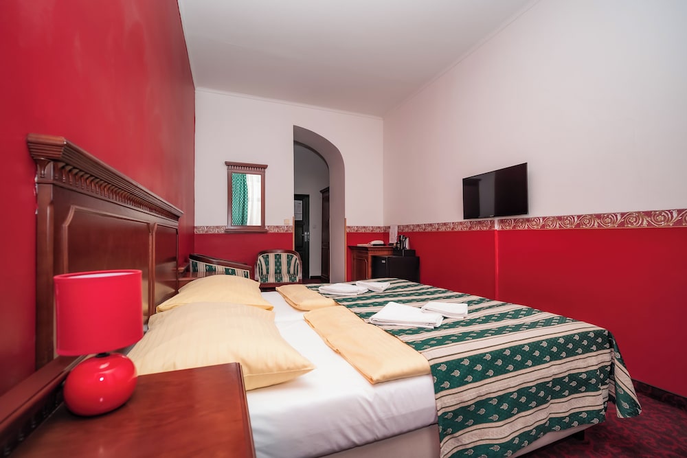 Hotel Czechia 18/48