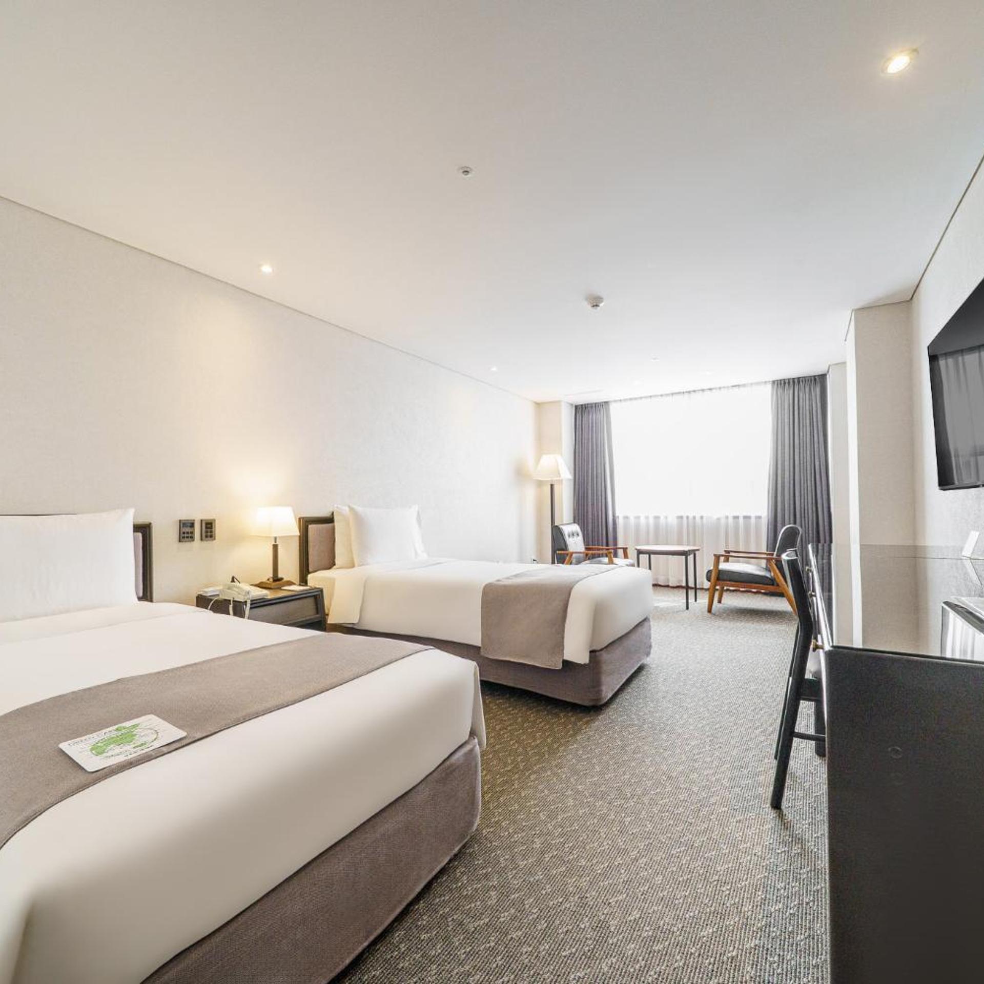 غرفة بسرير فردي