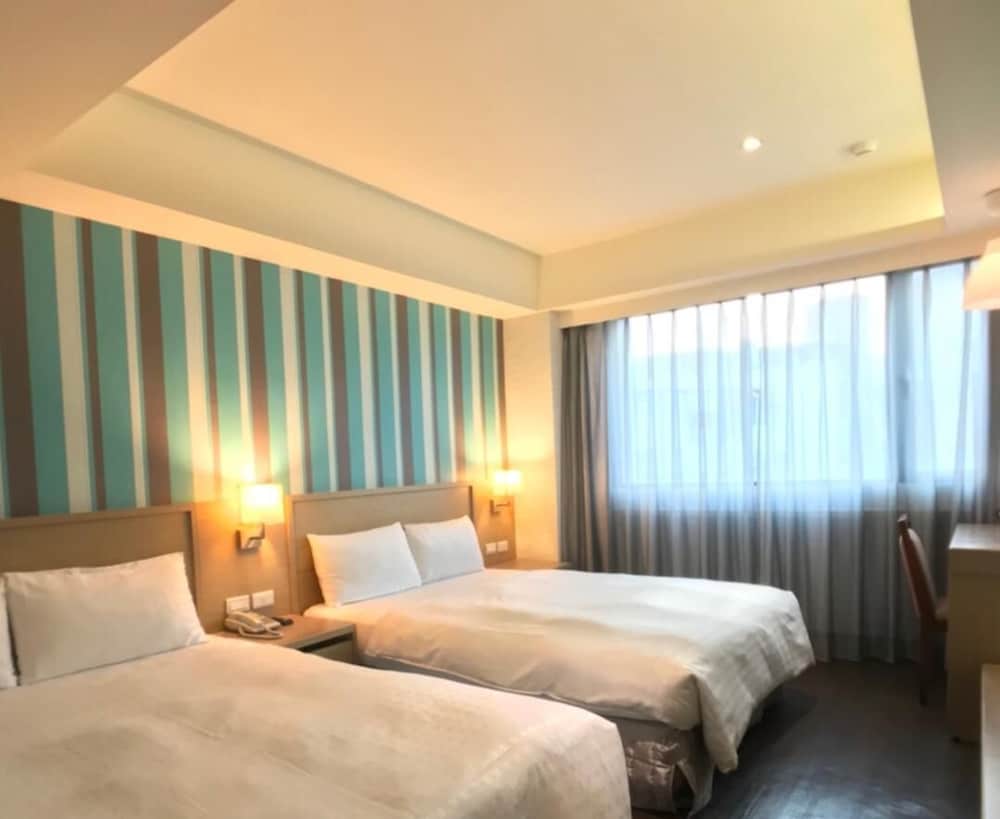 Paris Business Hotel 25/60
