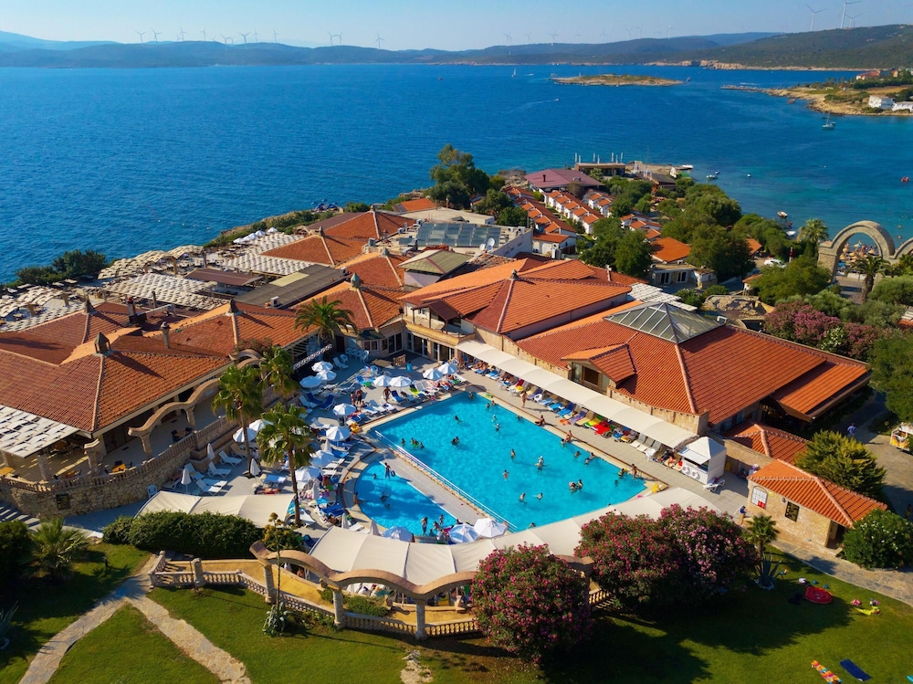 Club Resort Atlantis in SEFERIHISAR
