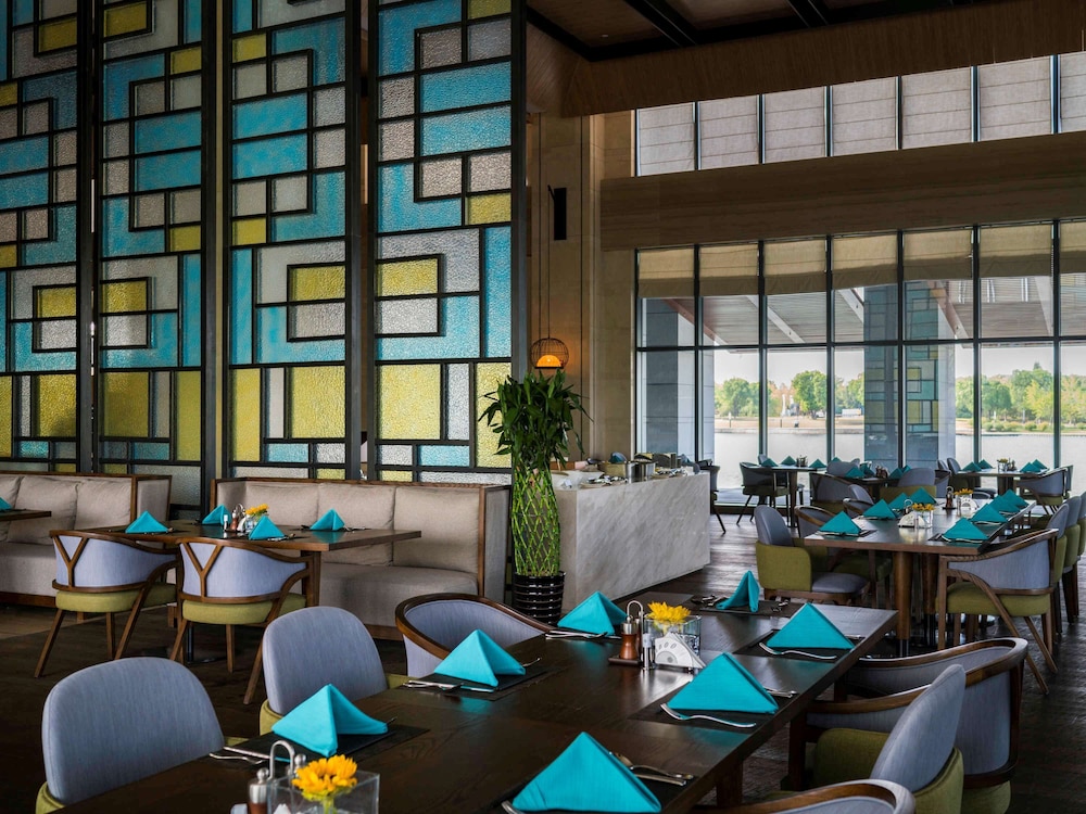 Pullman Zhouzhuang 46/65