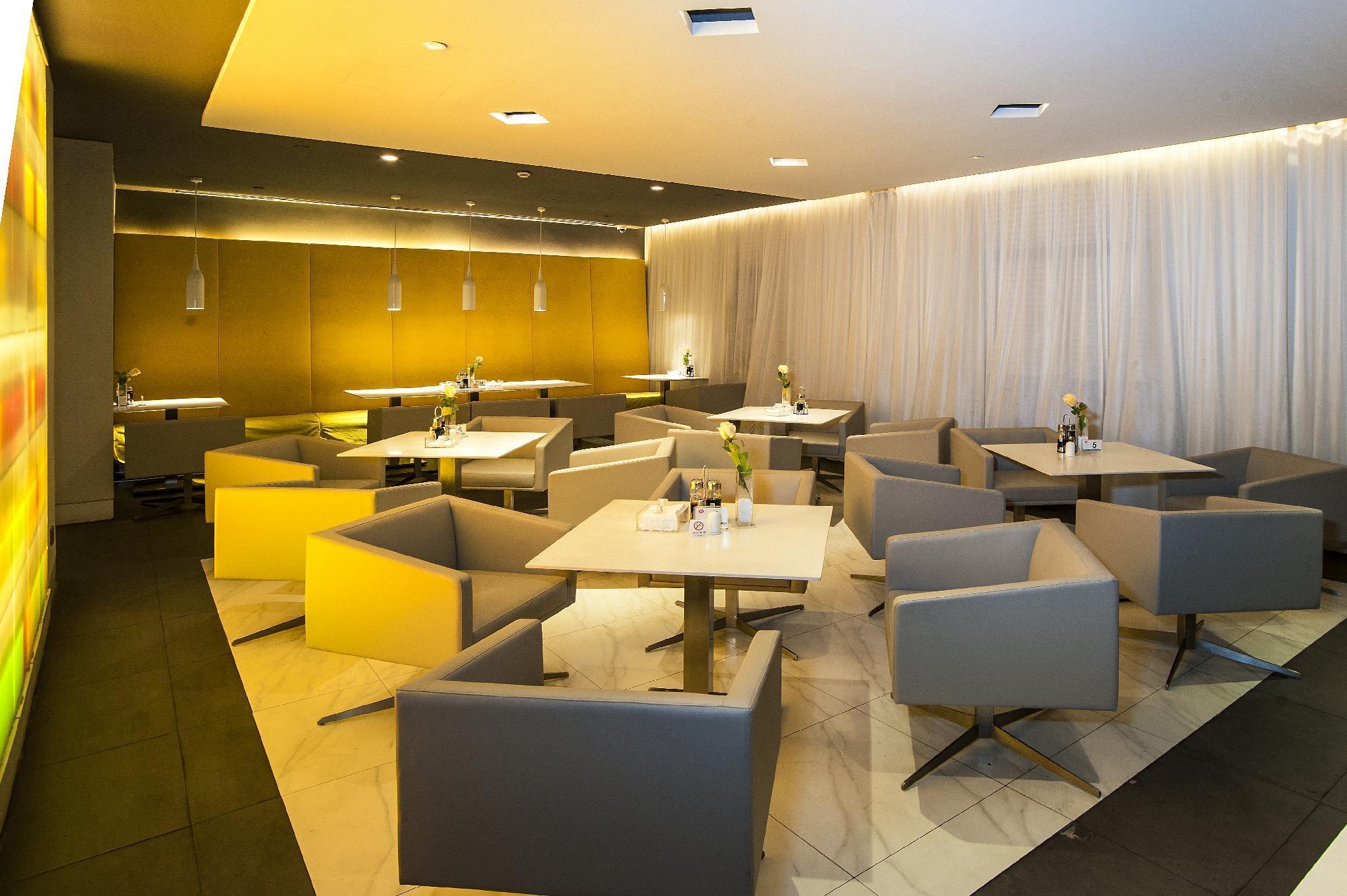 Jinjiang Inn Select (Shanghai Nanjing Road Pedestrian Street) 27/29