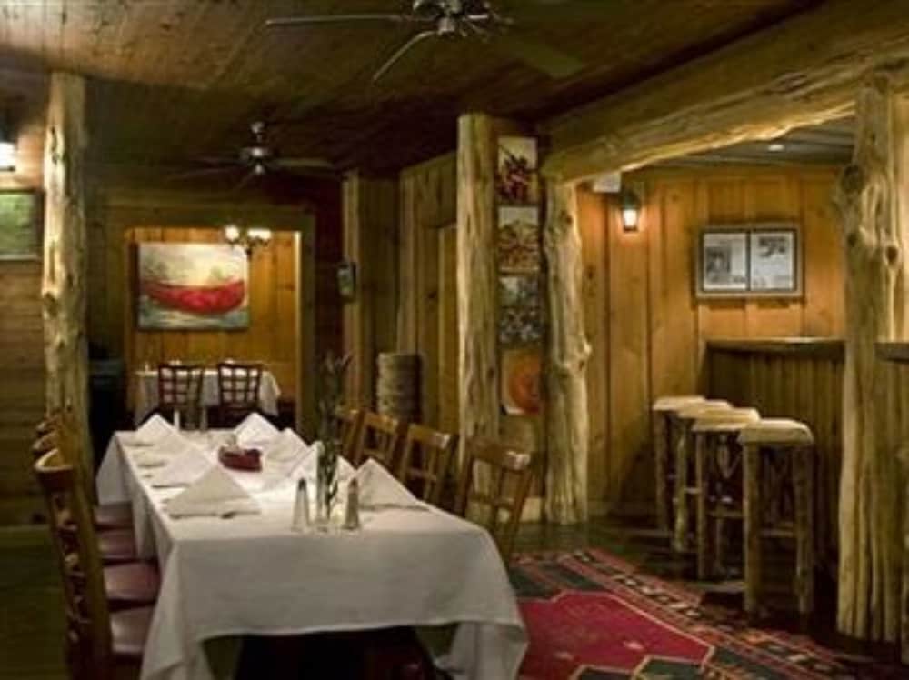 Lake Rabun Hotel Restaurant 40/50