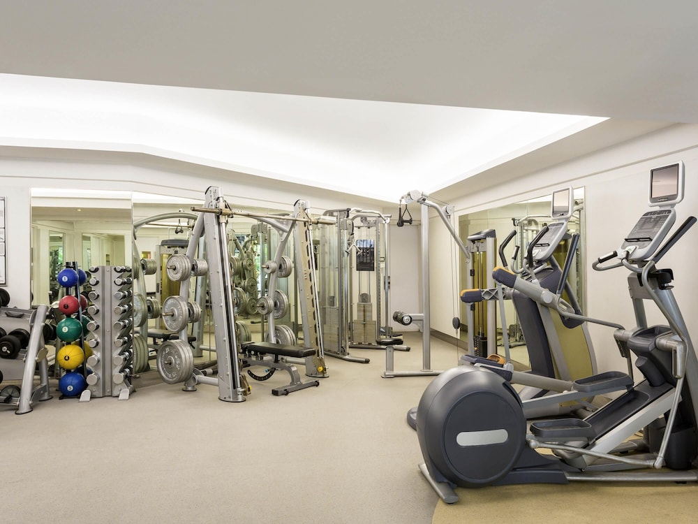 Novotel Century Hong Kong 22/48