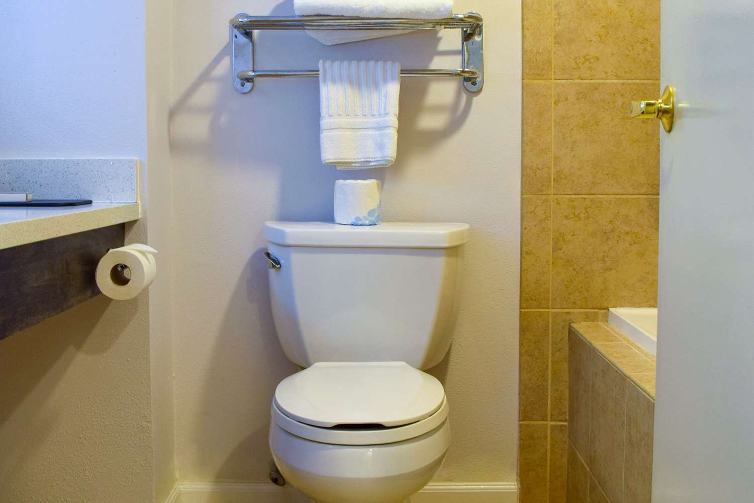COMFORT INN(BELLINGHAM) 42/42