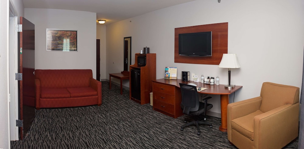 Parke Regency Hotel & Conf Ctr 24/32
