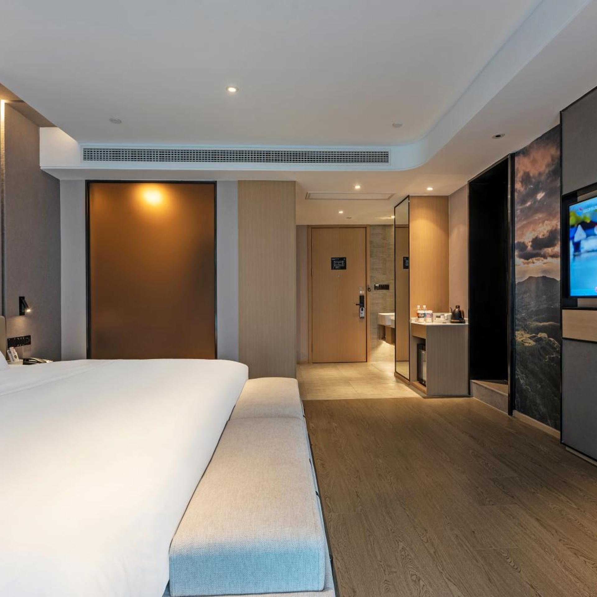 Atour Hotel (Xiamen Jimei Lake Business Center) 20/55