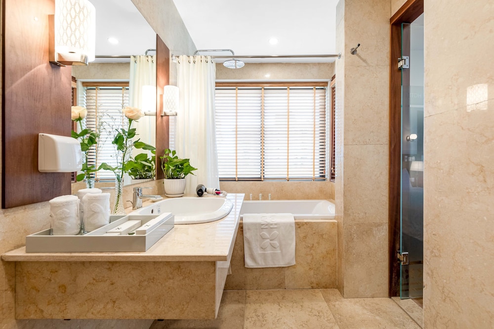 22Land Classic Suites 44/45